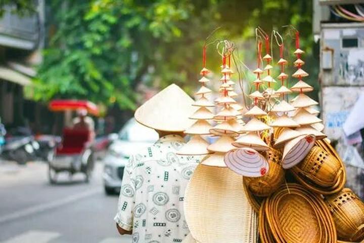Sự Bùng Nổ Của Video Ngắn và Trí Tuệ Nhân Tạo: Vai Trò Thiết Yếu Của Đào Tạo Kỹ Năng Sáng Tạo Nội Dung