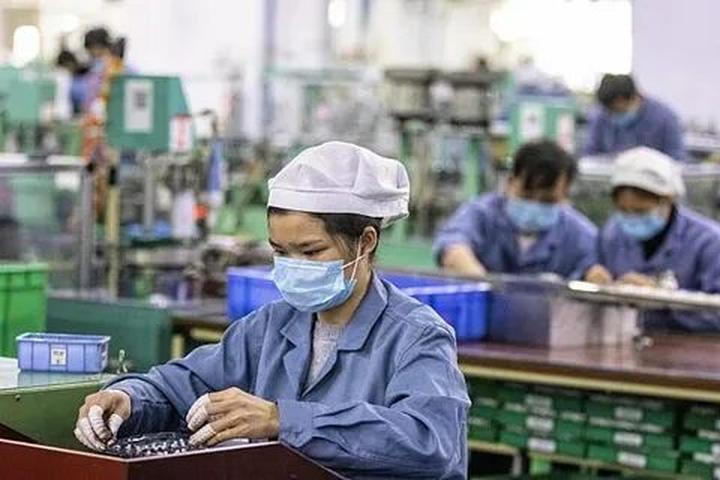 Chuyên gia Hotspot Matrix phân tích: Mua váy hoa mà không biết 4 và marketing video